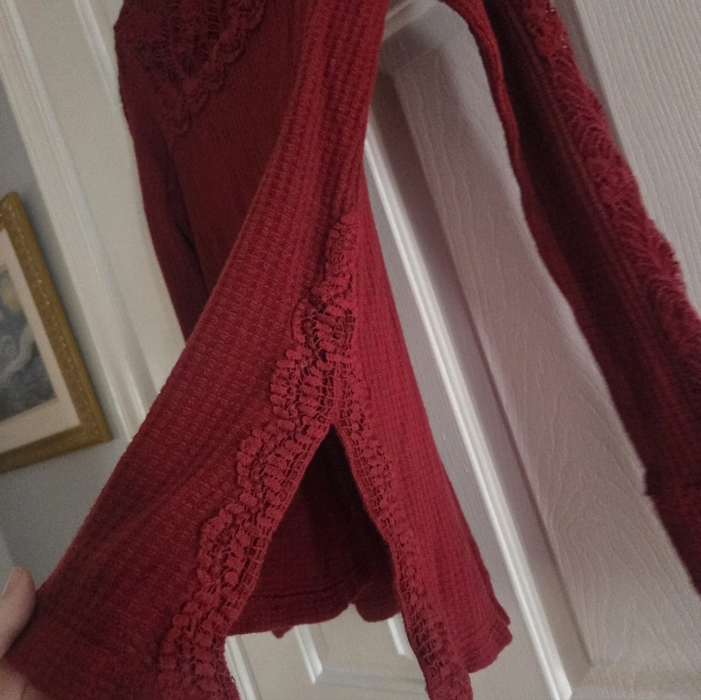 Knox Rose Deep Red Lace Long Sleeve Medium Top - Picture 4 of 5